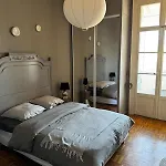 Spacieux Et Lumineux Duplex Arty Au Centre De Sète