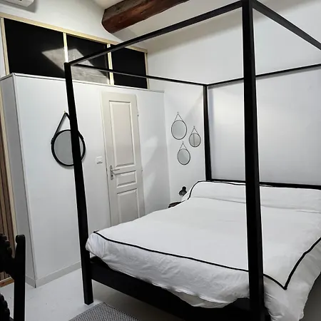 Spacieux Et Lumineux Duplex Arty Au Centre De * Sète