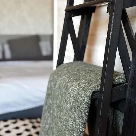 Spacieux Et Lumineux Duplex Arty Au Centre De * Sète