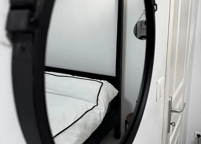 Spacieux Et Lumineux Duplex Arty Au Centre De * Σετ