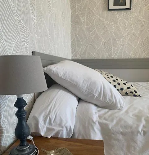 Spacieux Et Lumineux Duplex Arty Au Centre De Διαμέρισμα Σετ